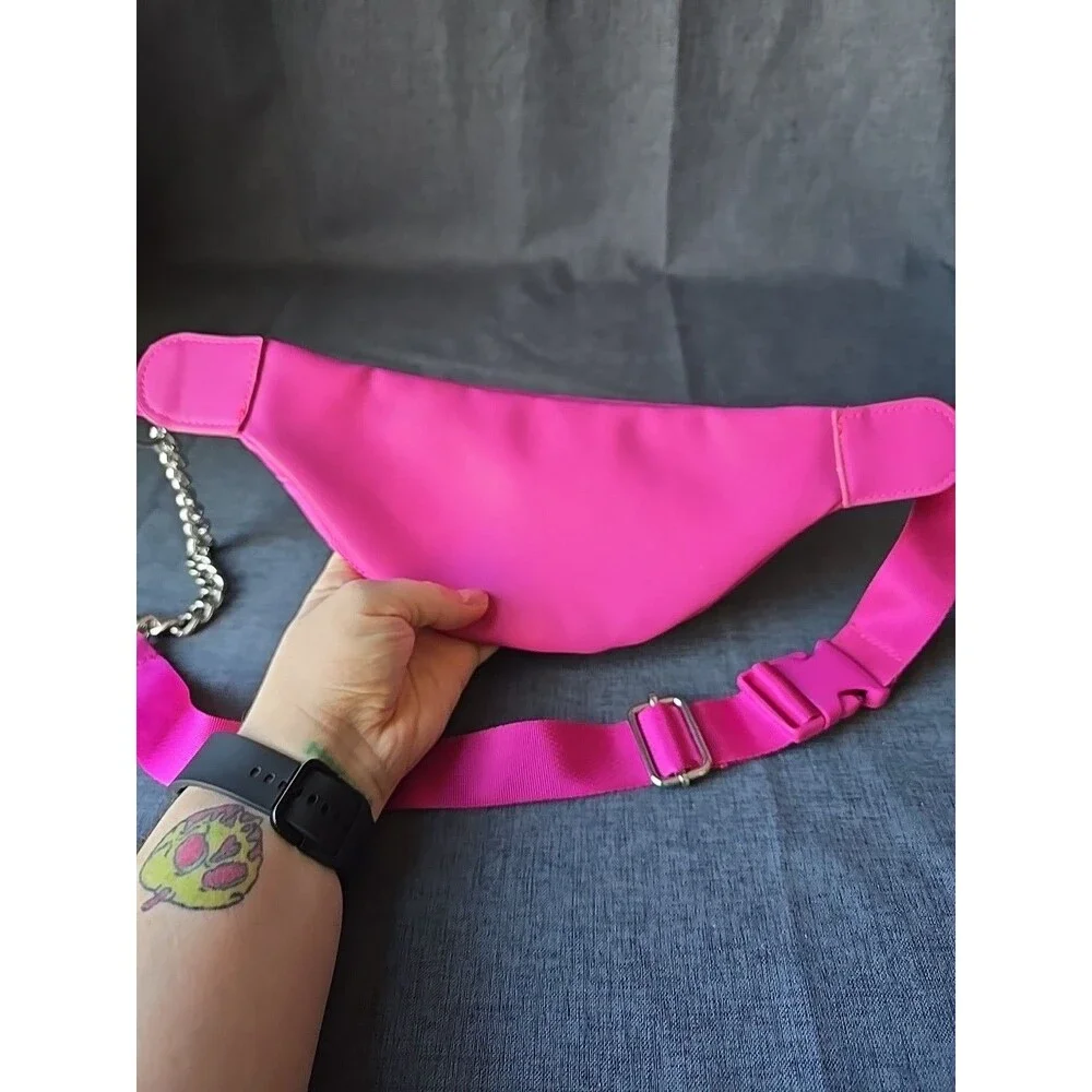 Madden Girl Barbie Pink Beltbag Fanny Pack With Chain Strap Party Rave Carry-All